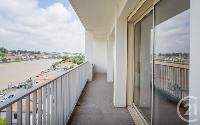 Afficher la photo en grand Appartement T3 à vendre - 3 pièces - 92,60 m2 - Bayonne - 64 - AQUITAINE