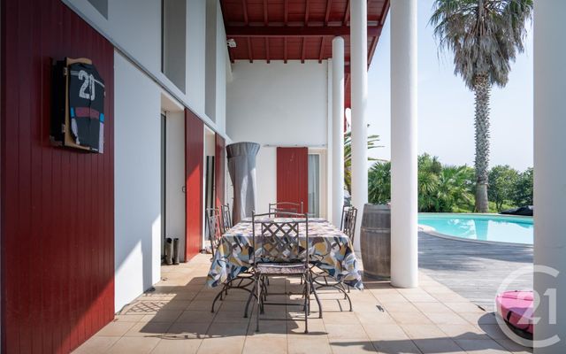 Afficher la photo en grand Maison à vendre - 5 pièces - 170 m2 - Villefranque - 64 - AQUITAINE
