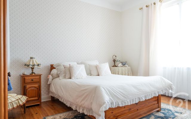 Afficher la photo en grand Maison à vendre - 5 pièces - 170 m2 - Boucau - 64 - AQUITAINE