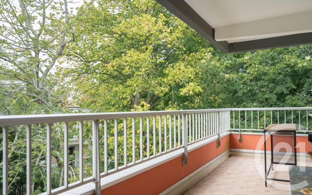 Afficher la photo en grand Appartement F4 à vendre - 4 pièces - 82 m2 - Bayonne - 64 - AQUITAINE