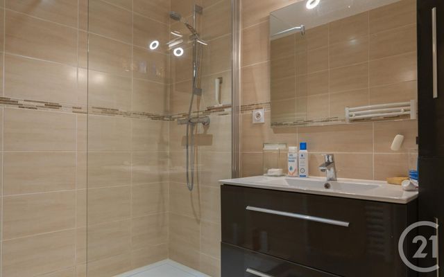 Afficher la photo en grand Appartement F4 à vendre - 4 pièces - 82 m2 - Bayonne - 64 - AQUITAINE