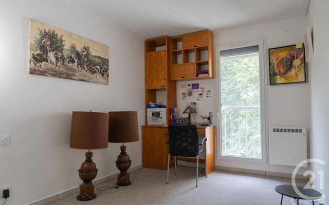 Afficher la photo en grand Appartement F4 à vendre - 4 pièces - 82 m2 - Bayonne - 64 - AQUITAINE