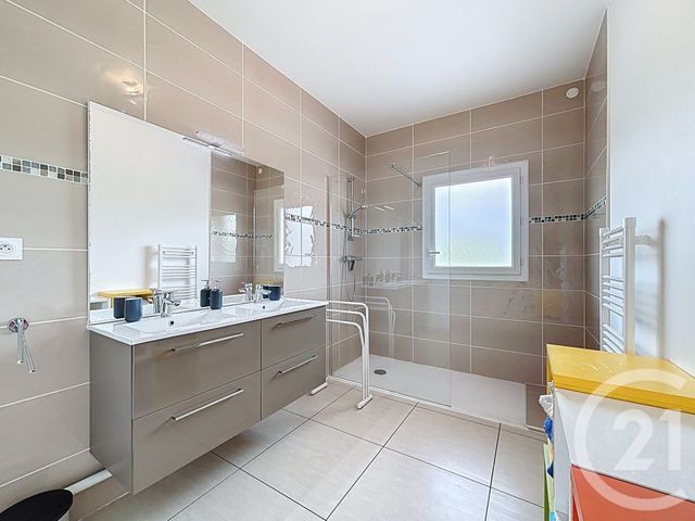 Afficher la photo en grand Appartement T4 à vendre - 4 pièces - 155 m2 - Bayonne - 64 - AQUITAINE