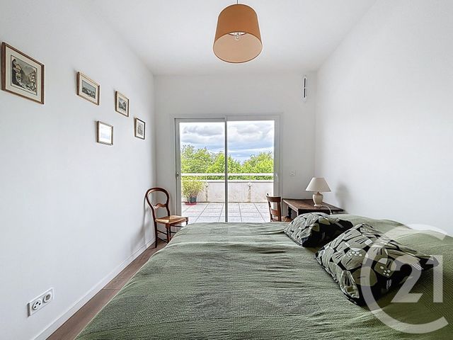 Afficher la photo en grand Appartement T4 à vendre - 4 pièces - 155 m2 - Bayonne - 64 - AQUITAINE