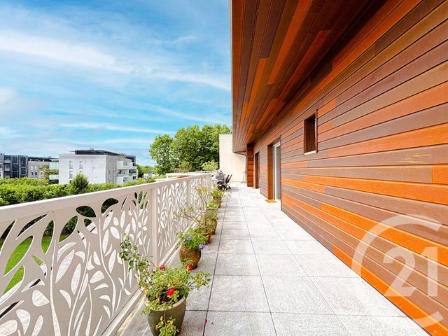 Afficher la photo en grand Appartement T4 à vendre - 4 pièces - 155 m2 - Bayonne - 64 - AQUITAINE