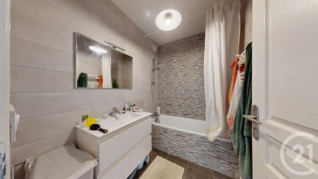 Appartement F3 à vendre - 3 pièces - 65,49 m2 - Bayonne - 64 - AQUITAINE