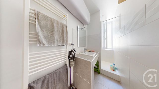 Afficher la photo en grand Appartement F3 à vendre - 3 pièces - 48,01 m2 - Bayonne - 64 - AQUITAINE