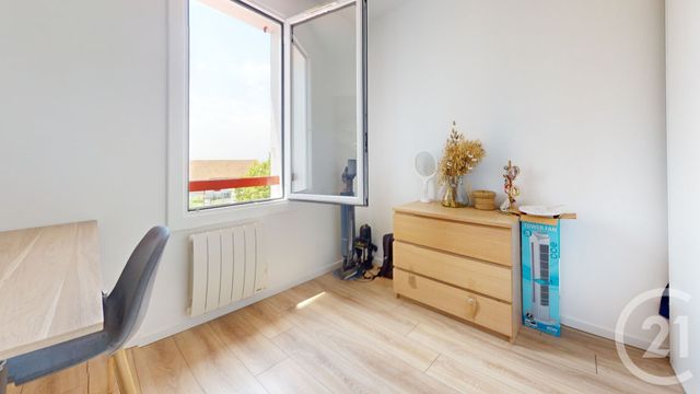 Appartement à vendre - 4 pièces - 78,04 m2 - Mouguerre - 64 - AQUITAINE