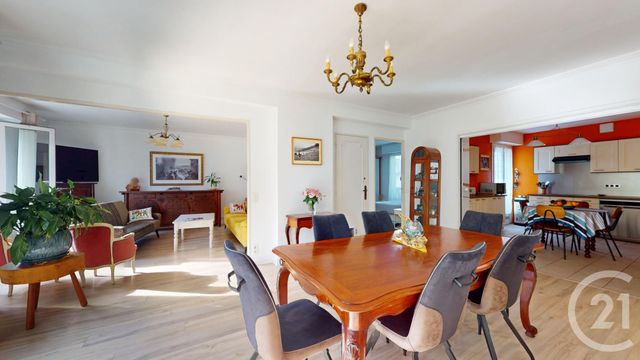 Afficher la photo en grand Appartement T5 à vendre - 5 pièces - 132,29 m2 - Bayonne - 64 - AQUITAINE