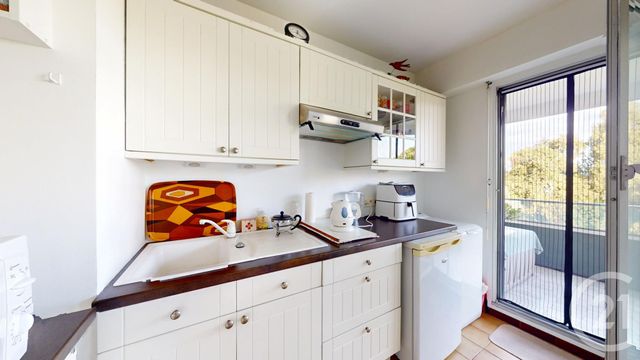 Afficher la photo en grand Appartement Studio à vendre - 1 pièce - 27 m2 - Bayonne - 64 - AQUITAINE