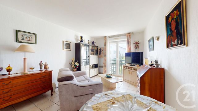 Afficher la photo en grand Appartement à vendre - 2 pièces - 41,76 m2 - Bayonne - 64 - AQUITAINE