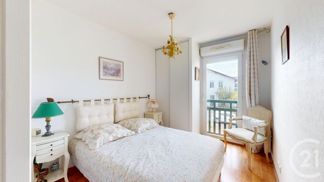 Afficher la photo en grand Appartement à vendre - 2 pièces - 41,76 m2 - Bayonne - 64 - AQUITAINE